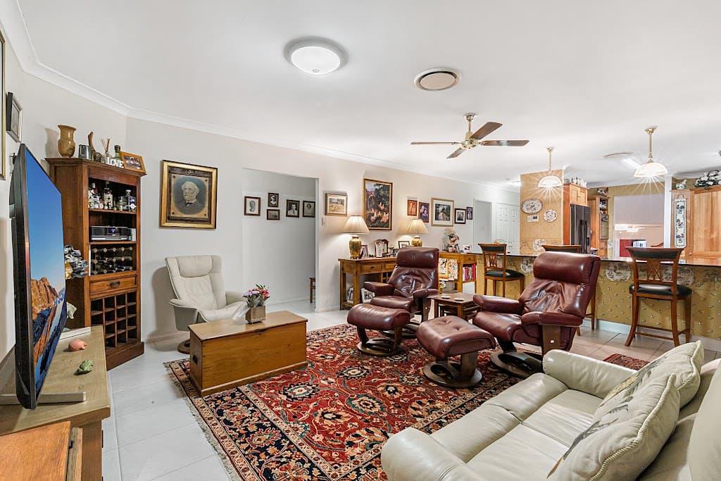 12 Drysdale Crescent, Brookfield, QLD, 4069, Brookfield - Thumbnail 8