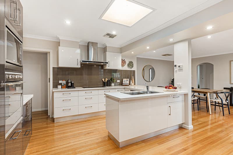 30 Lindisfarne Drive, Burwood East, VIC, 3151, Burwood East - Thumbnail 6