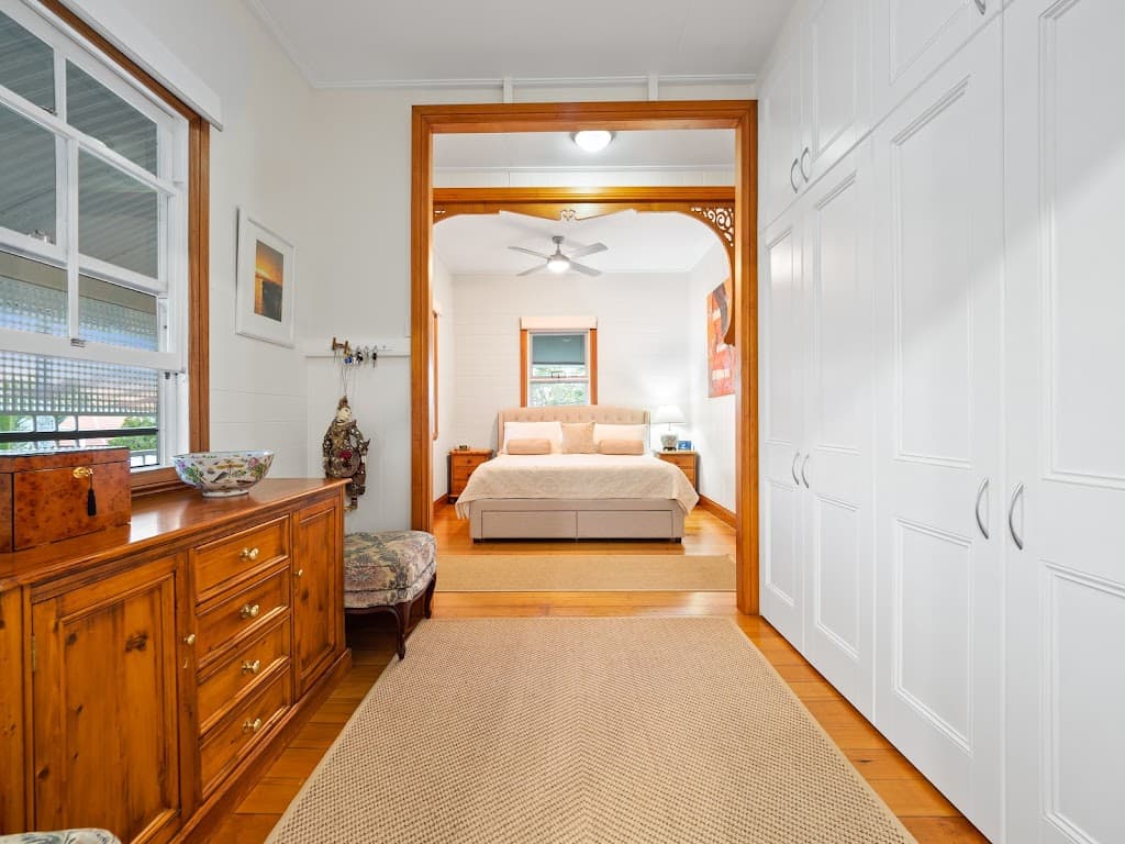 12 Eighth Avenue, Sandgate, QLD, 4017, Sandgate - Thumbnail 2