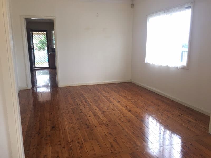 11 Reynolds Avenue, Bankstown, NSW, 2200, Bankstown - Thumbnail 4