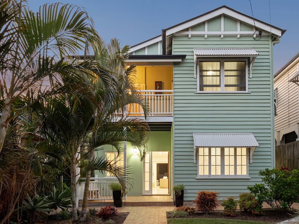 9 Palm Avenue, Sandgate, QLD, 4017, Sandgate - Image 1