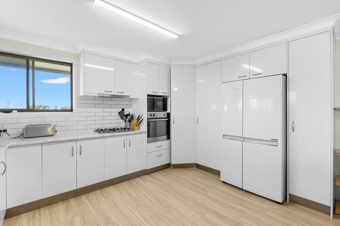 11 Bathurst Street, ELLIOTT HEADS, QLD 4670, Elliott Heads - Thumbnail 6