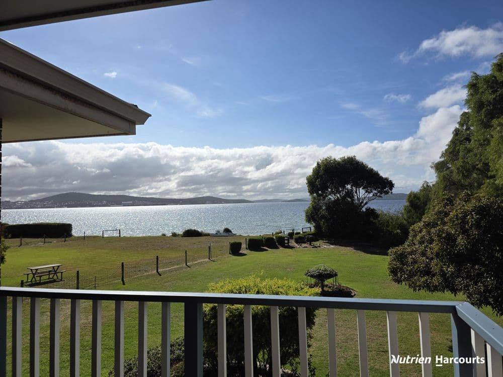 151 Bay View Drive, LITTLE GROVE, WA 6330, Little Grove - Thumbnail 5