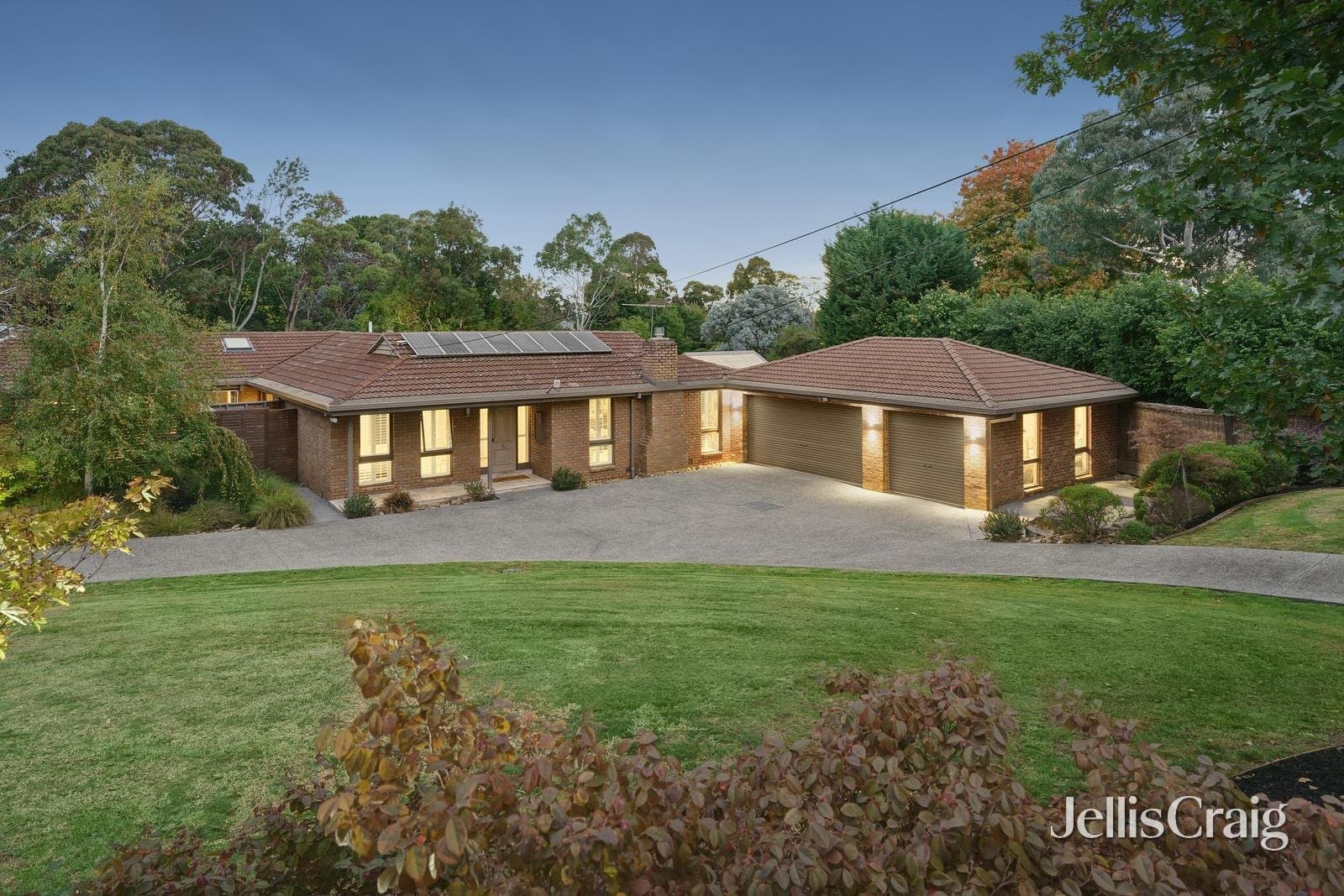 10-12 Brympton Avenue, Park Orchards, Park Orchards - Thumbnail 2