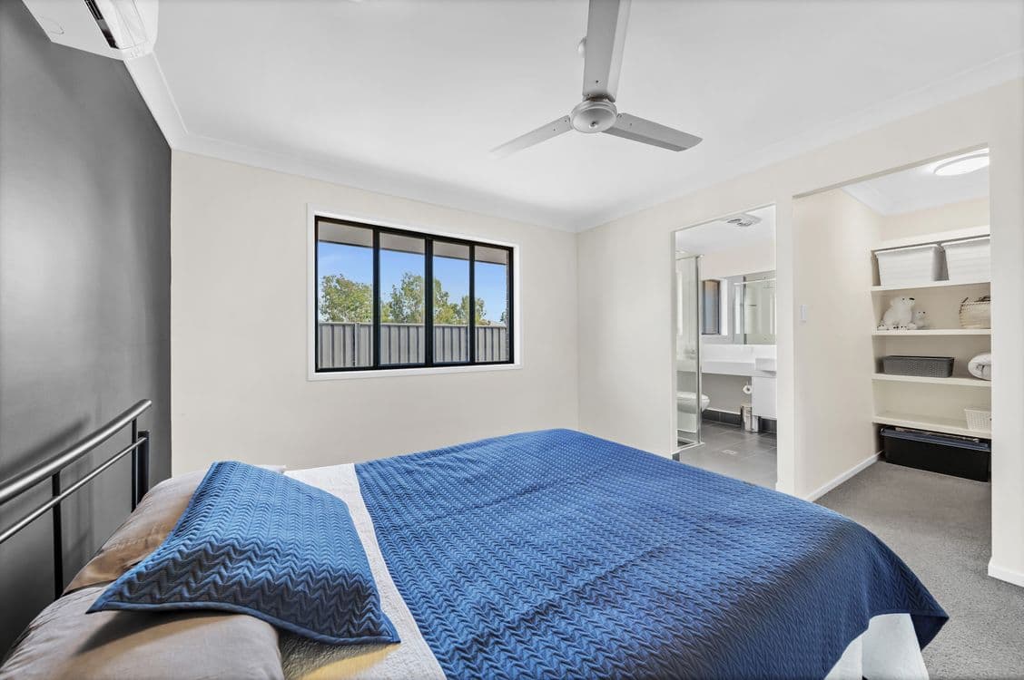 1 Whitney Street, EMERALD QLD 4720, Emerald - Thumbnail 6