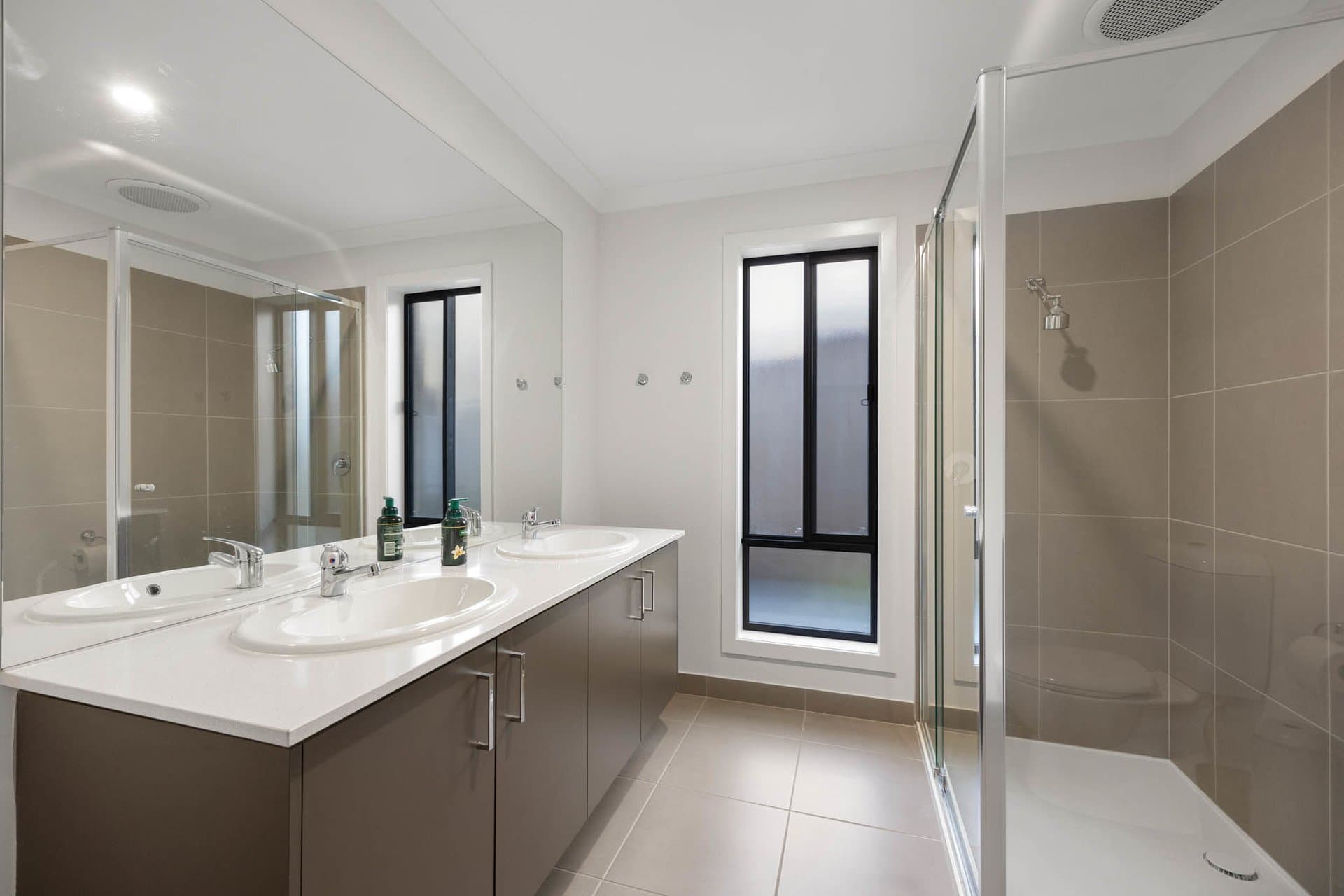 7 Hanrahan Street, Gisborne - Thumbnail 8