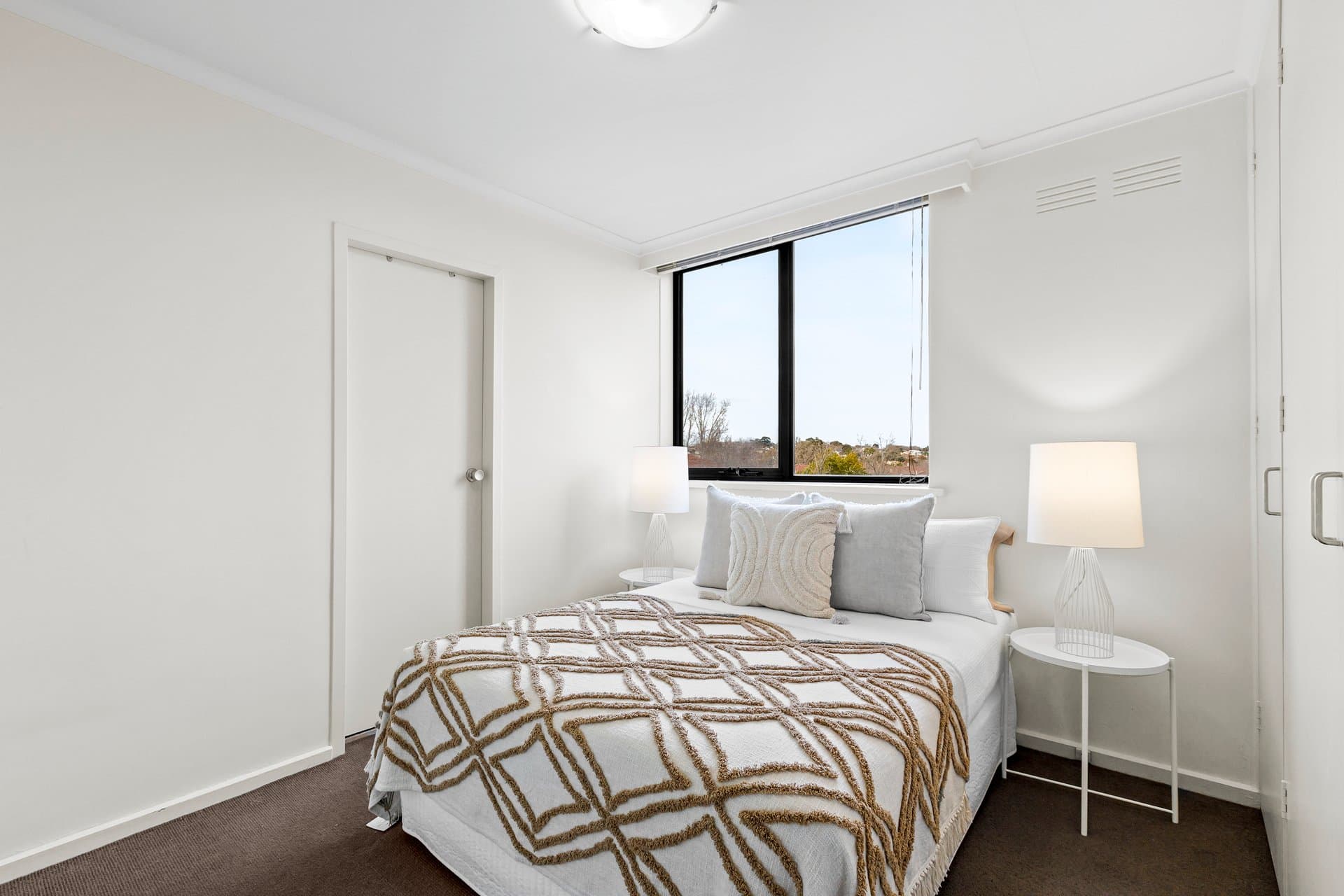 8/271A Williams Road, South Yarra - Thumbnail 4