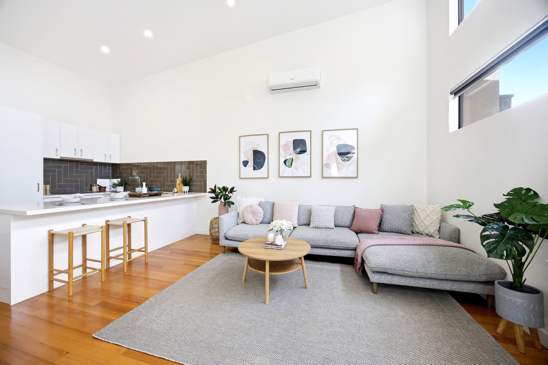 1/105 Anderson Street, Under Offer - Thumbnail 5