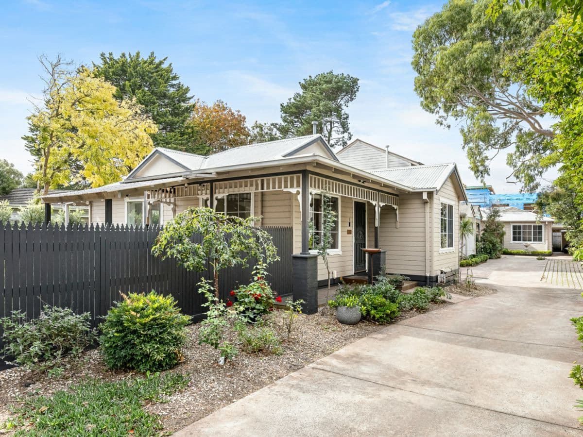 1/16 White Avenue, BAYSWATER NORTH, Bayswater North - Image 1