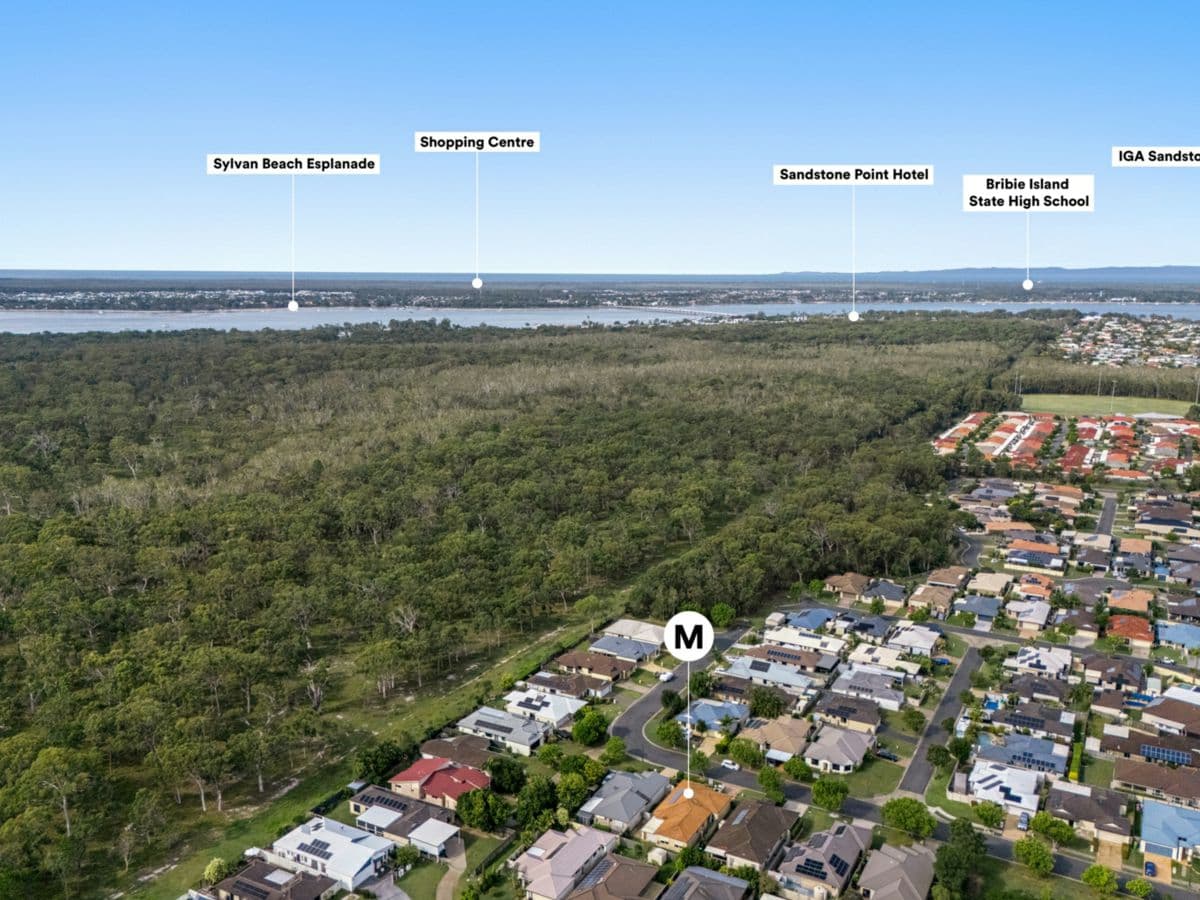 13 Aird Street, SANDSTONE POINT, Sandstone Point - Thumbnail 4