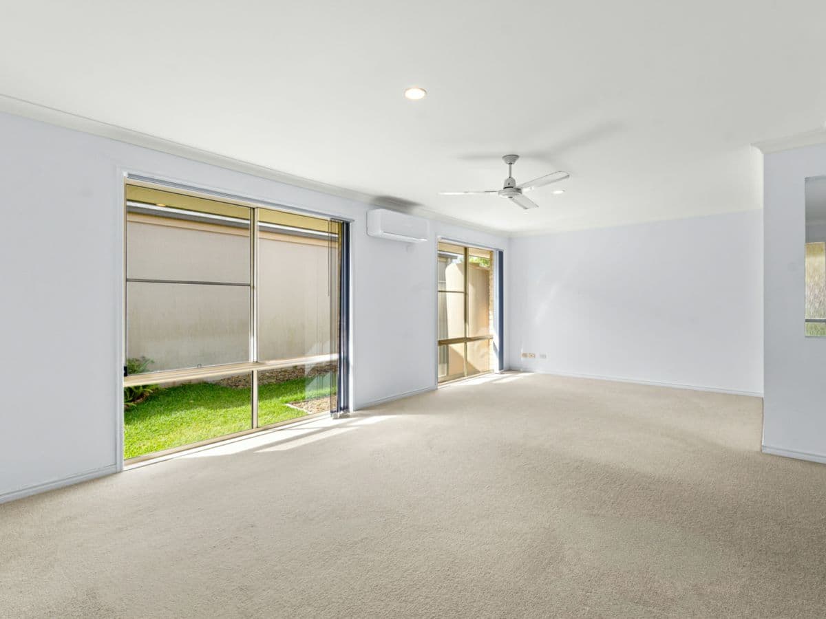 13 Aird Street, SANDSTONE POINT, Sandstone Point - Thumbnail 7