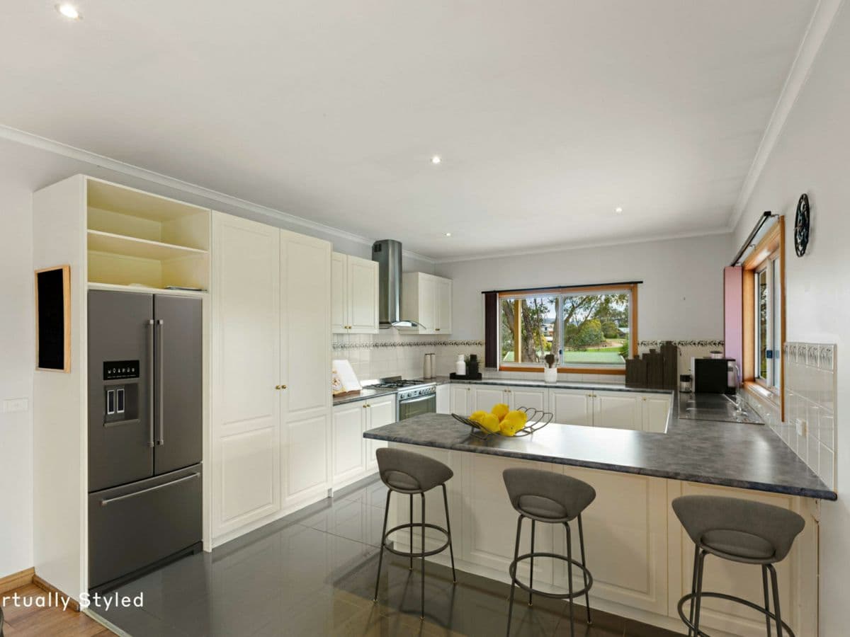 5 The Dress Circle, MOUNTAIN BAY, Mountain Bay - Thumbnail 4