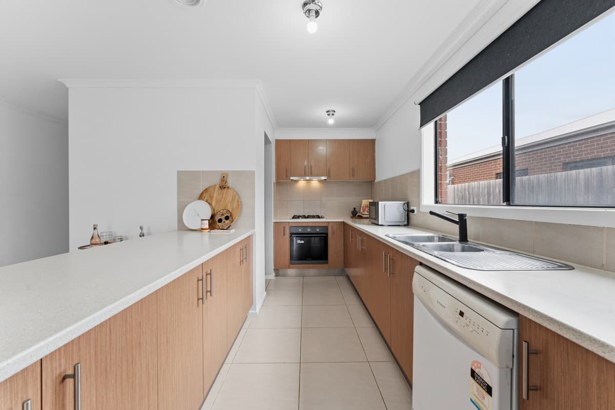 2 Lapis Street, Koo Wee Rup VIC 3981, Koo Wee Rup - Thumbnail 3