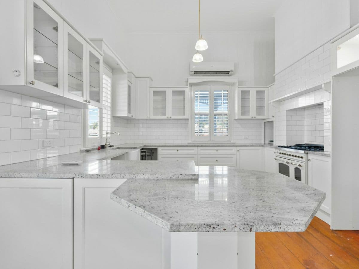 30 Waghorn Street, WOODEND, Woodend - Thumbnail 8