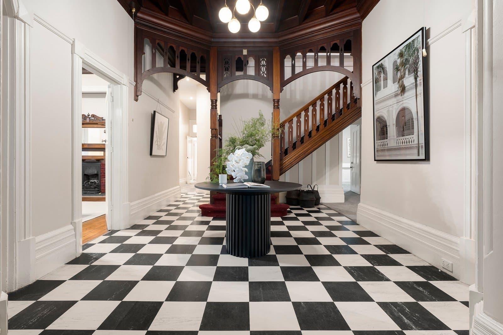 311 Barkers Road, Kew - Thumbnail 2