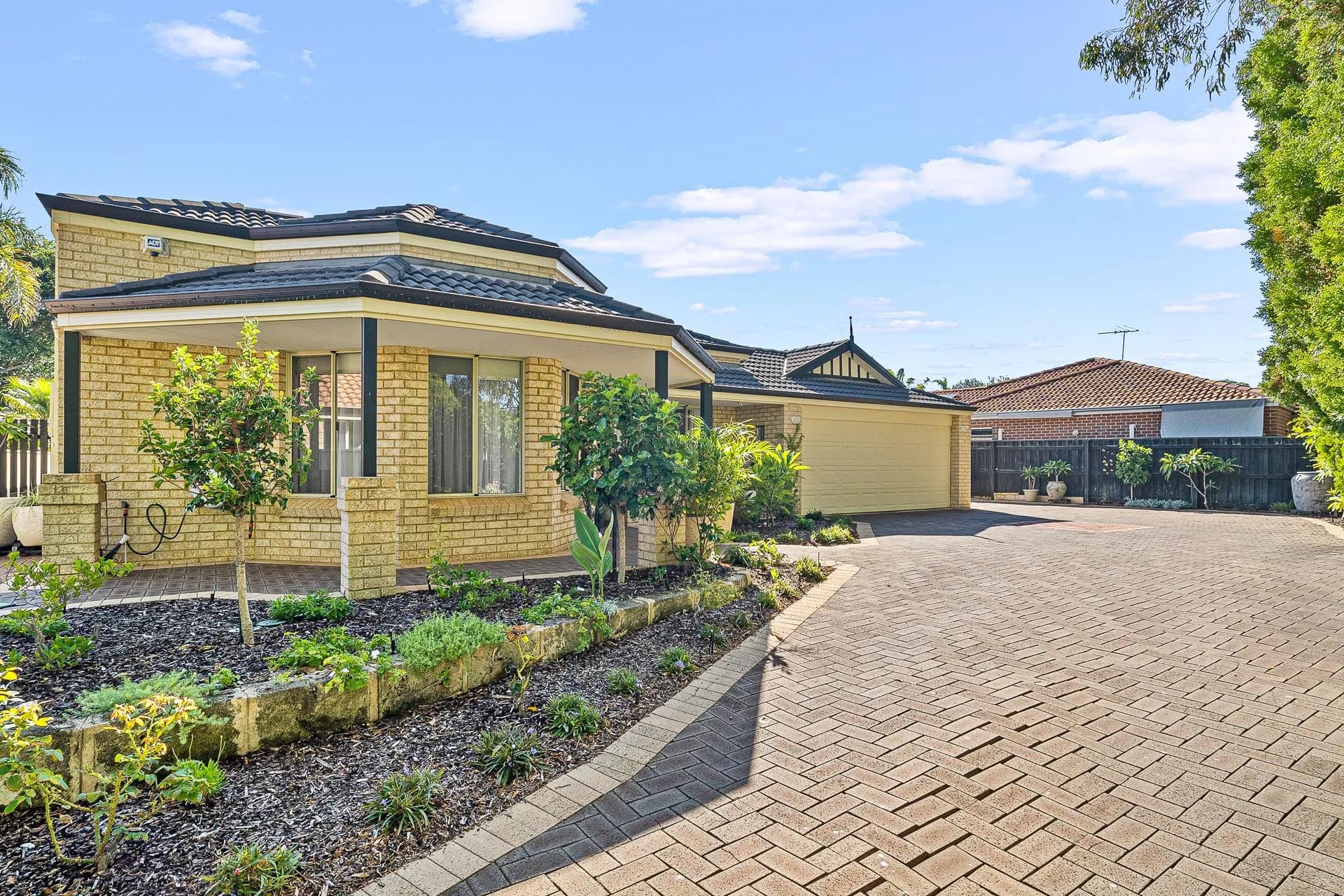 17 Dalewood Gardens, Meadow Springs, WA, Meadow Springs - Image 1