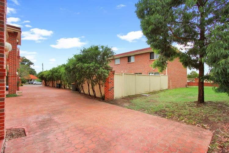 3.21/29-31 Lexington Drive, SYDNEY, NSW, 2153,  - Thumbnail 3