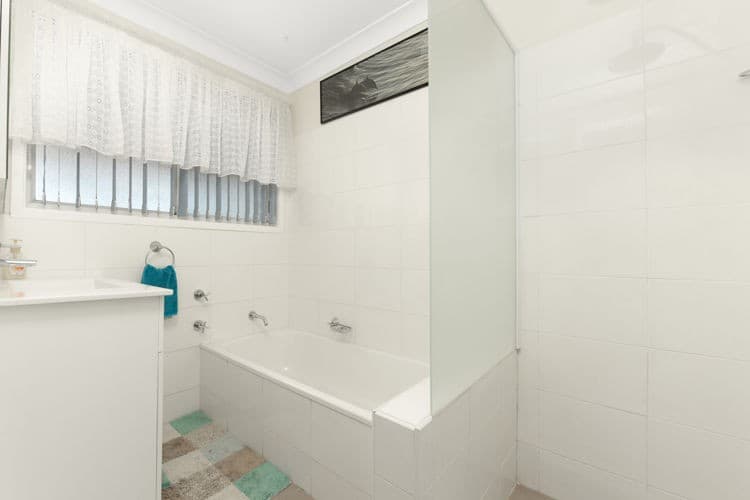 3 Tununda Place, Eschol Park - Thumbnail 7