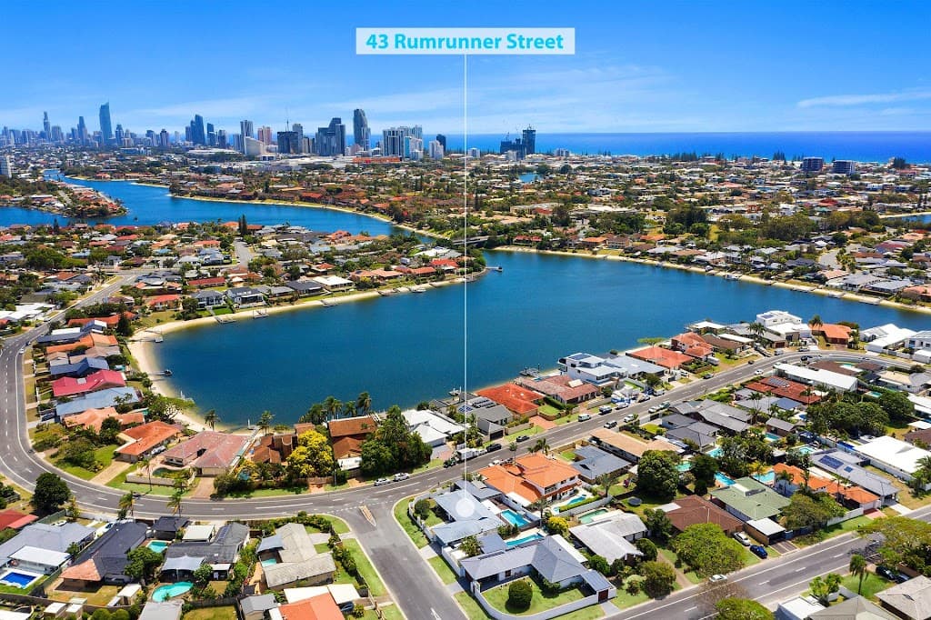 3  Maralinga Avenue, Mermaid Waters, QLD, 4218, Mermaid Waters - Thumbnail 3