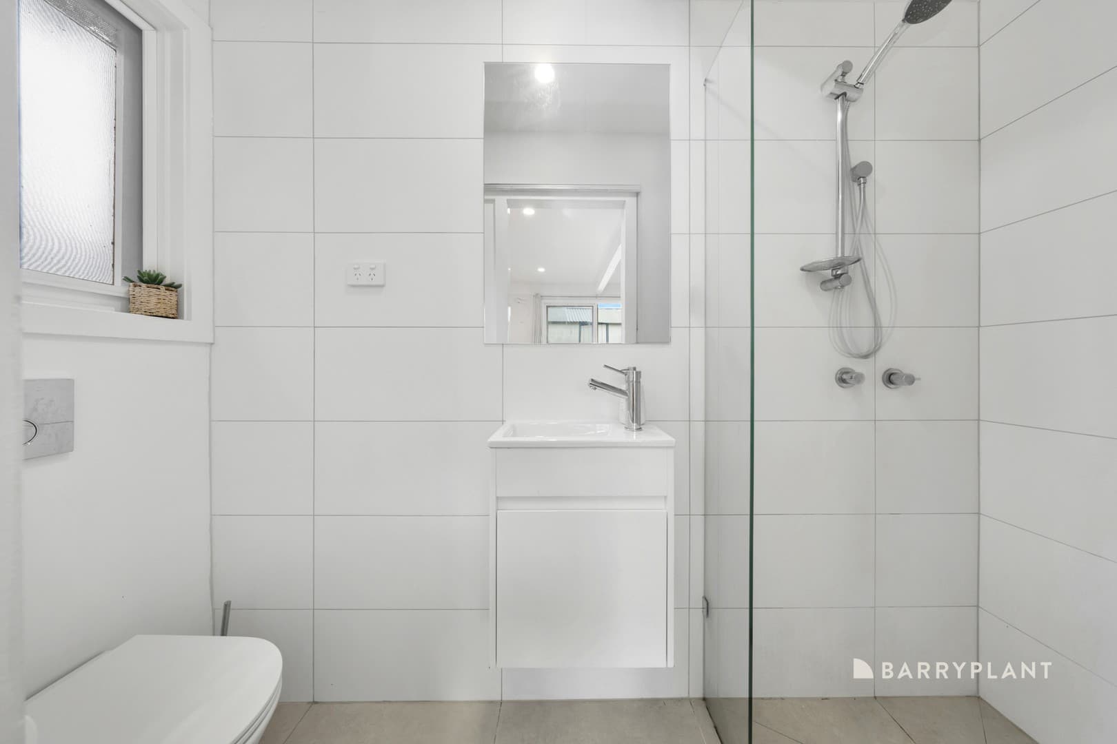 2 Strickland Avenue, Mill Park, VIC 3082, Mill Park - Thumbnail 8