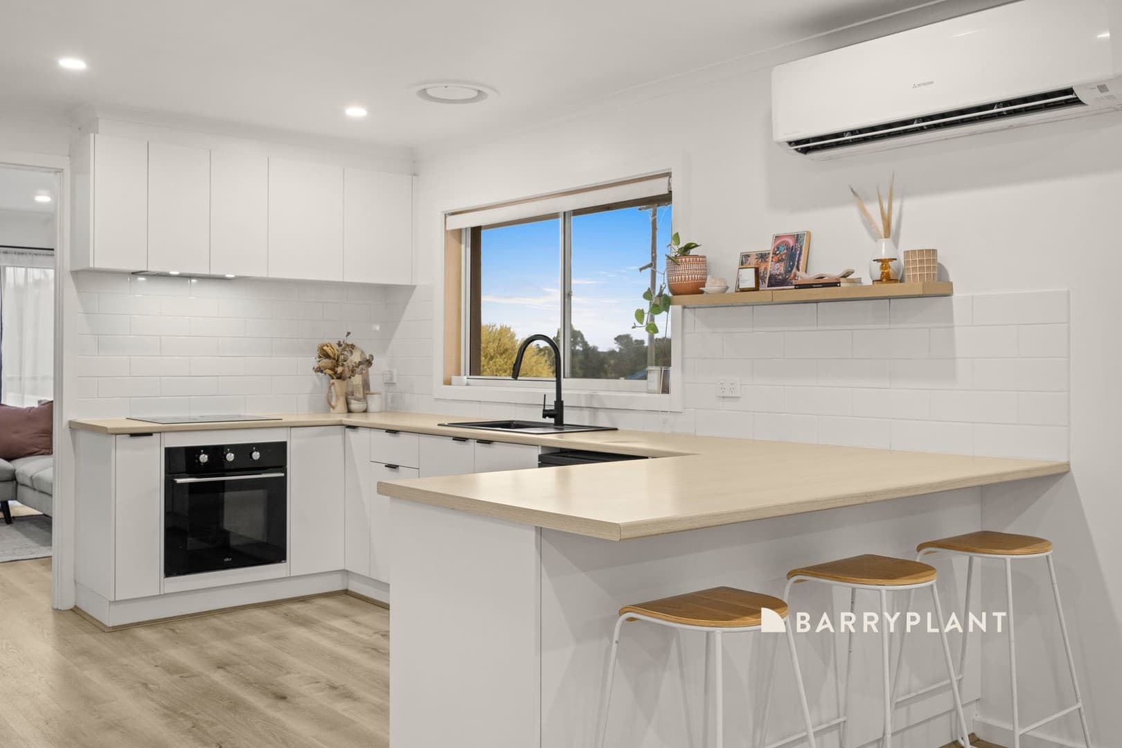11 Roseleigh Street, Warragul, VIC 3820, Warragul - Thumbnail 4