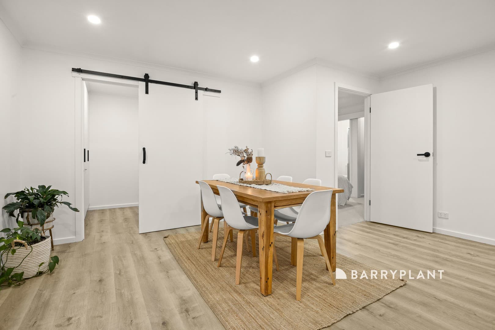 11 Roseleigh Street, Warragul, VIC 3820, Warragul - Thumbnail 8