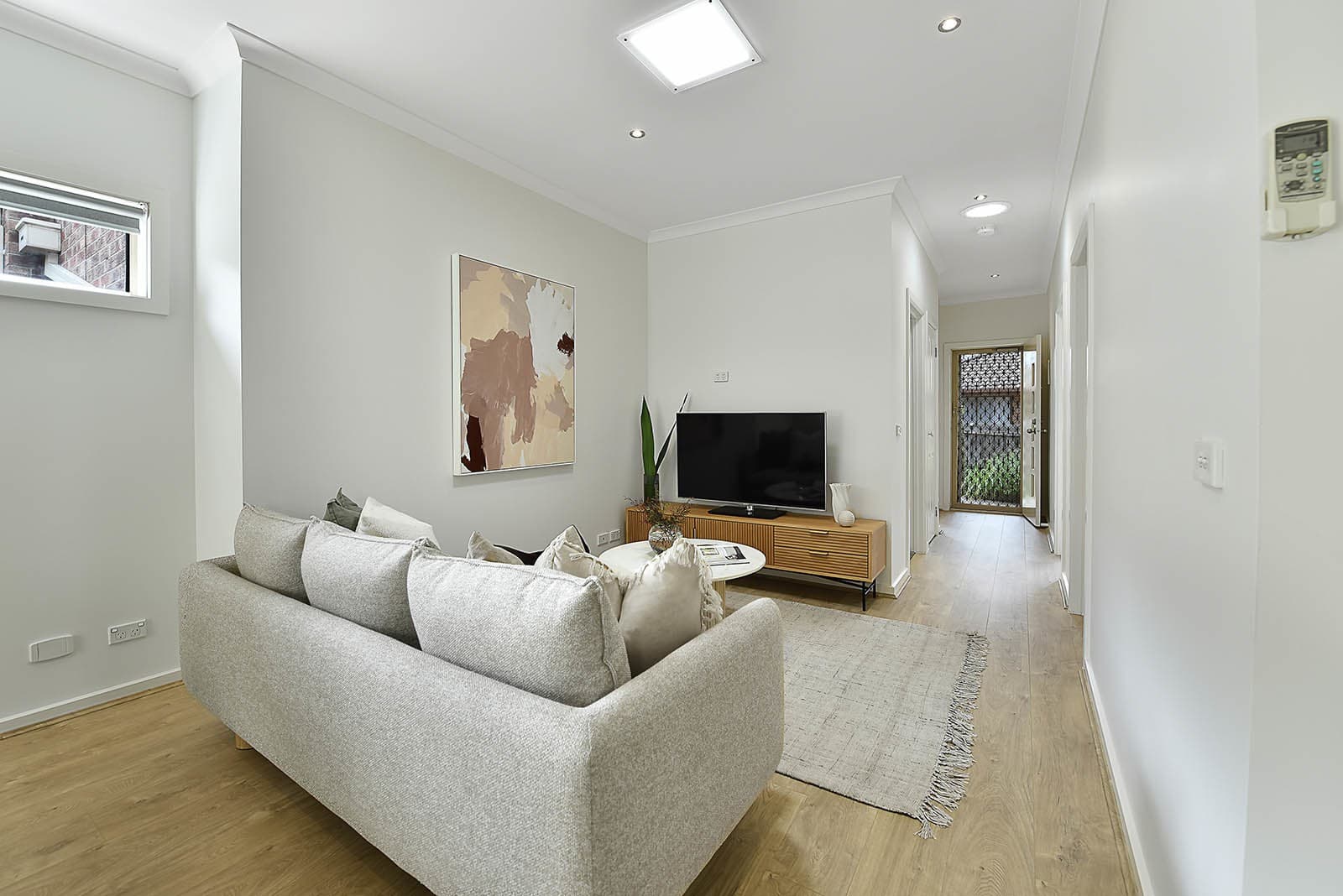 3/94 Purinuan Road, Reservoir, VIC 3073, Reservoir - Thumbnail 3