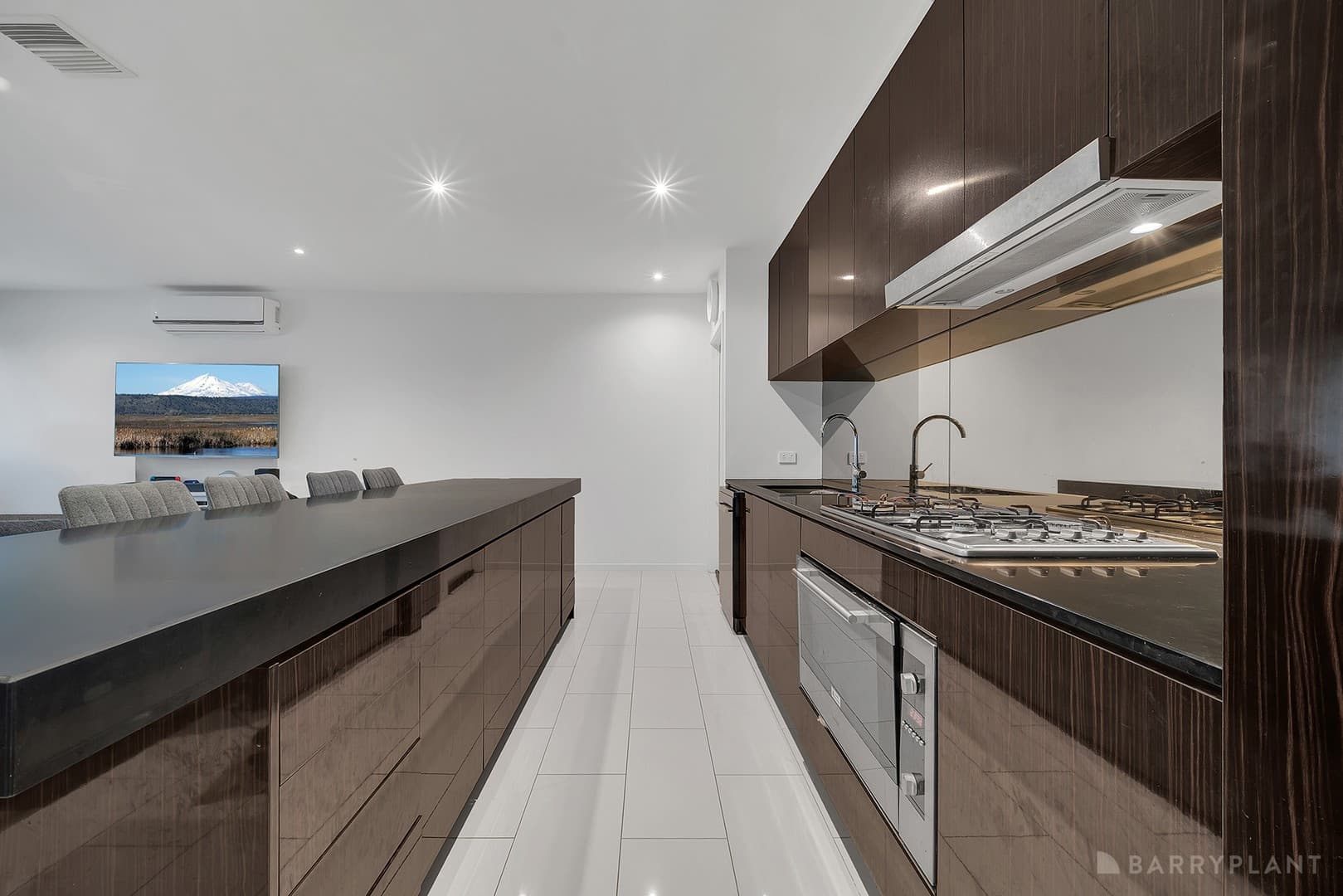 16 Binda Avenue, Springvale, VIC 3171, Springvale - Thumbnail 4