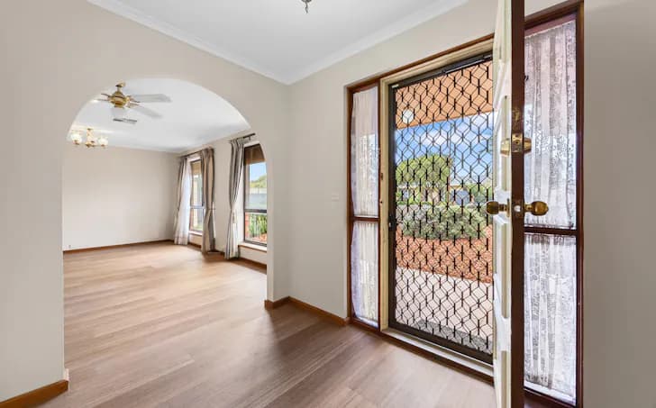 28 Garden Crescent, Murray Bridge, SA, 5253, Murray Bridge - Thumbnail 2