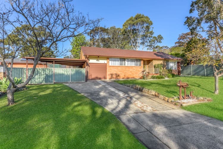 8 Jacaranda Avenue, Bradbury - Image 1