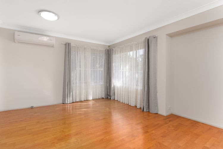 8 Jacaranda Avenue, Bradbury - Thumbnail 6