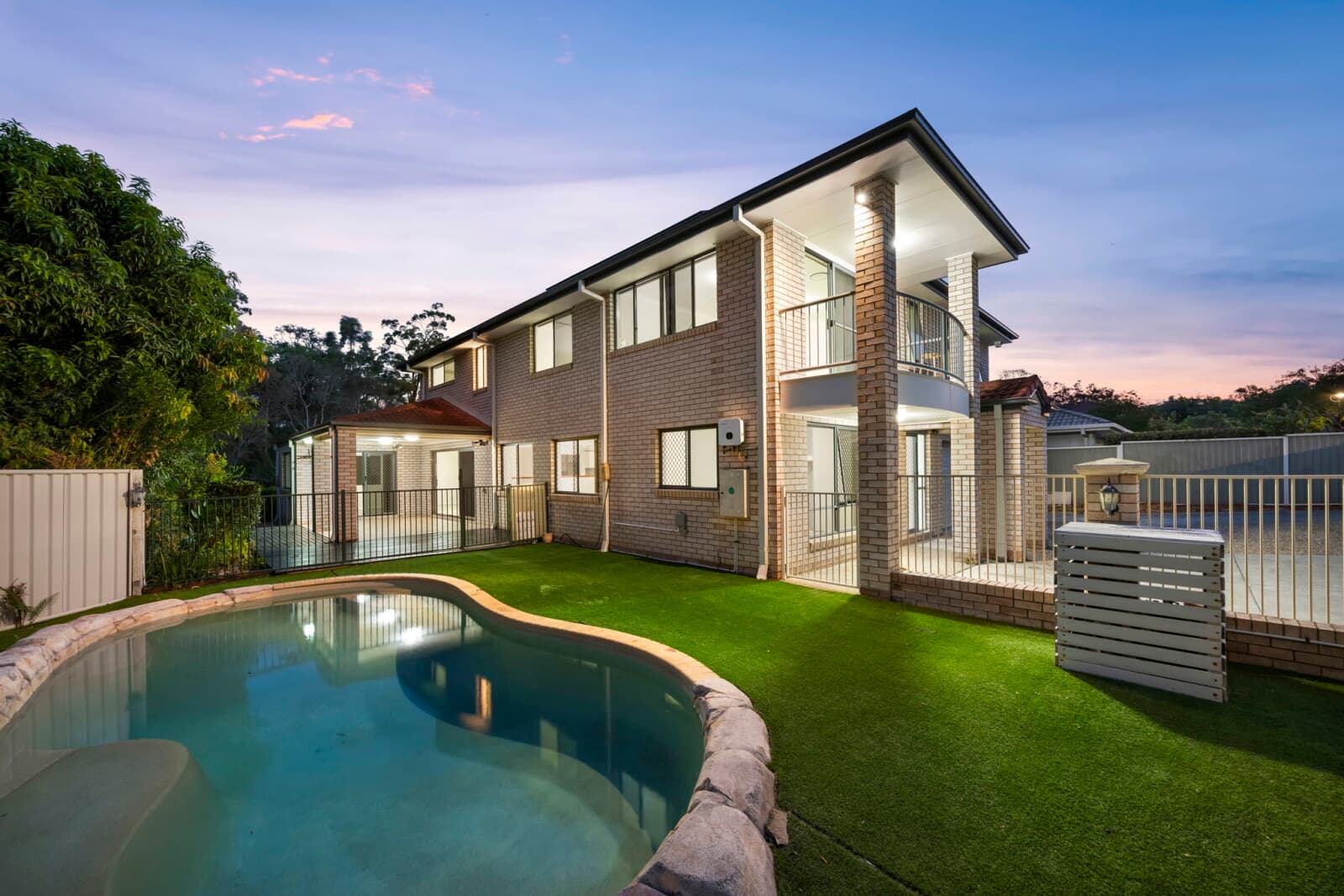 4 Banbrook Court Molendinar QLD 4214, Molendinar - Thumbnail 2