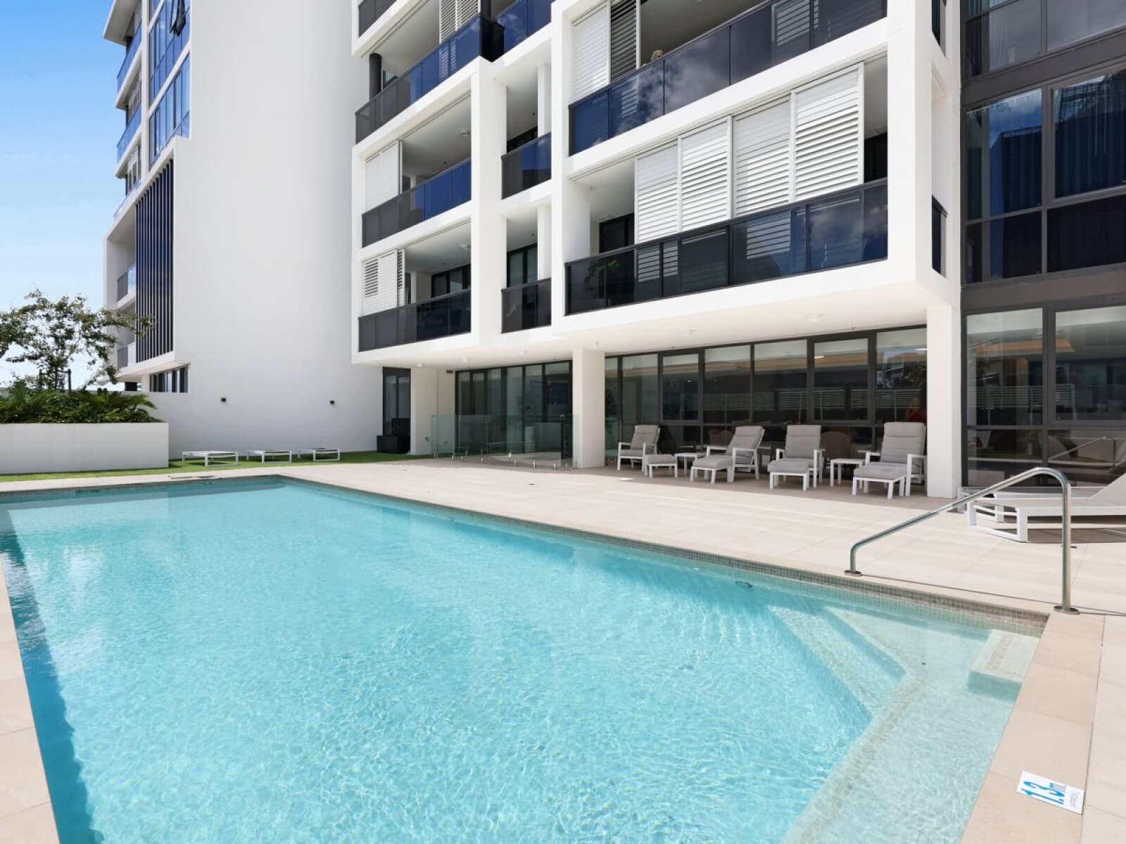 604/1 Waterfront Place Robina QLD 4226, Robina - Thumbnail 2