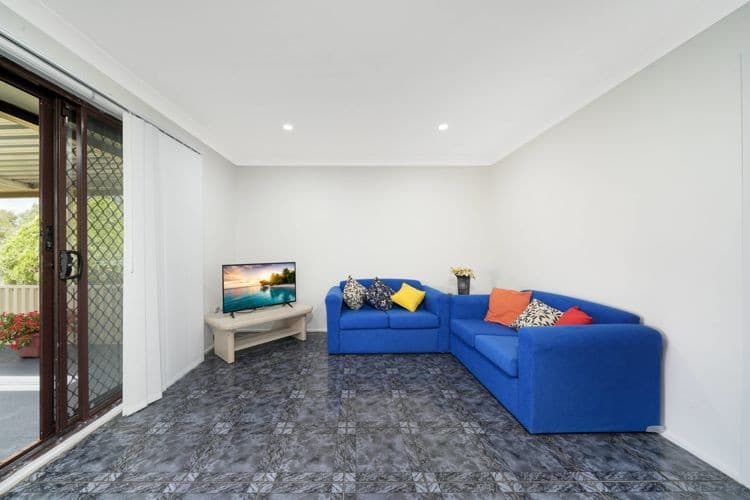 7 Shannon Place, Kearns - Thumbnail 7