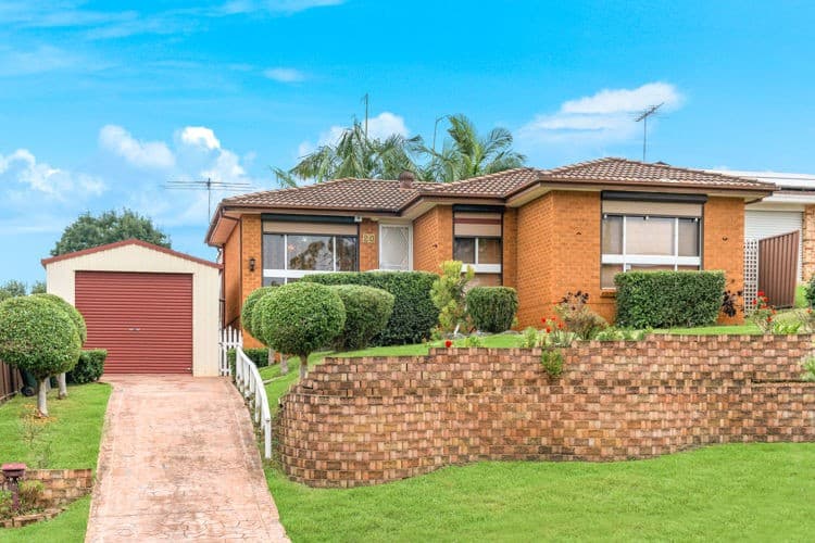 20 Lillyvicks Crescent, Ambarvale - Image 1