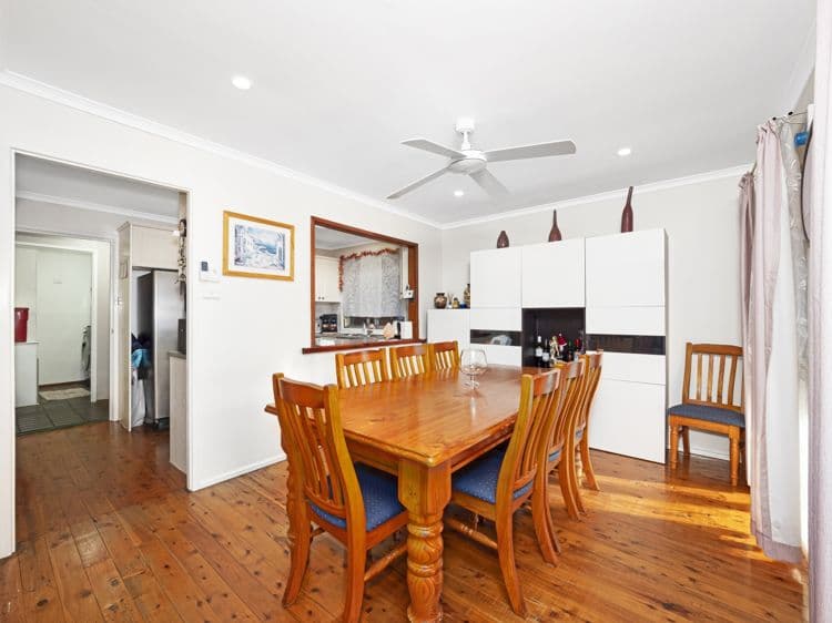 10 Elouera Crescent, Woodbine - Thumbnail 4