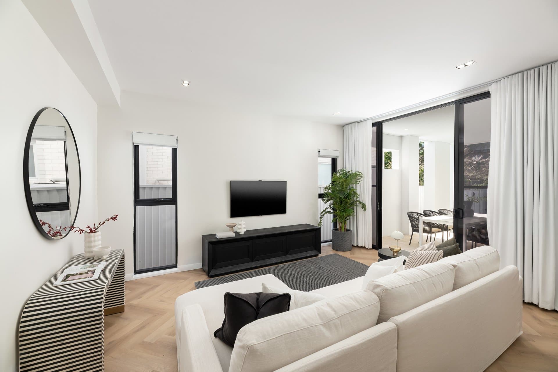 8a Holland Street, Cronulla - Thumbnail 3