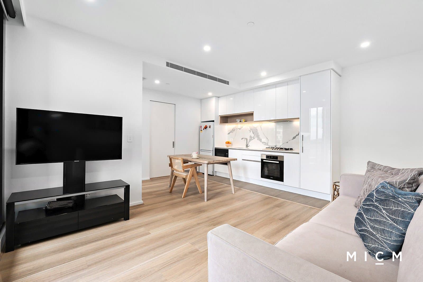 1308/408 Spencer Street, West Melbourne - Thumbnail 4