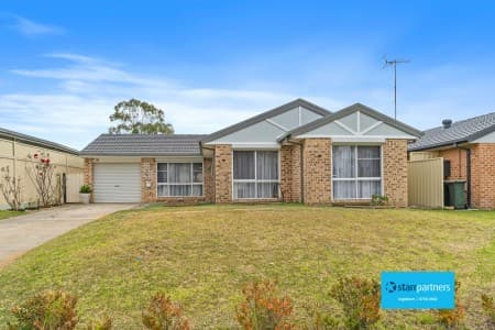 61 Kellerman Drive, St Helens Park - Image 1