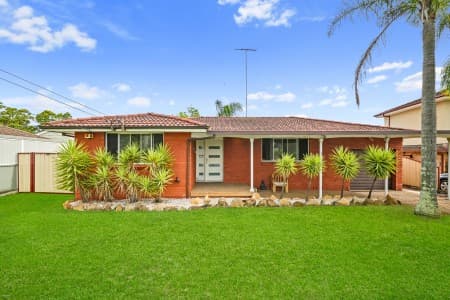 8 Oag Crescent, Kingswood - Image 1