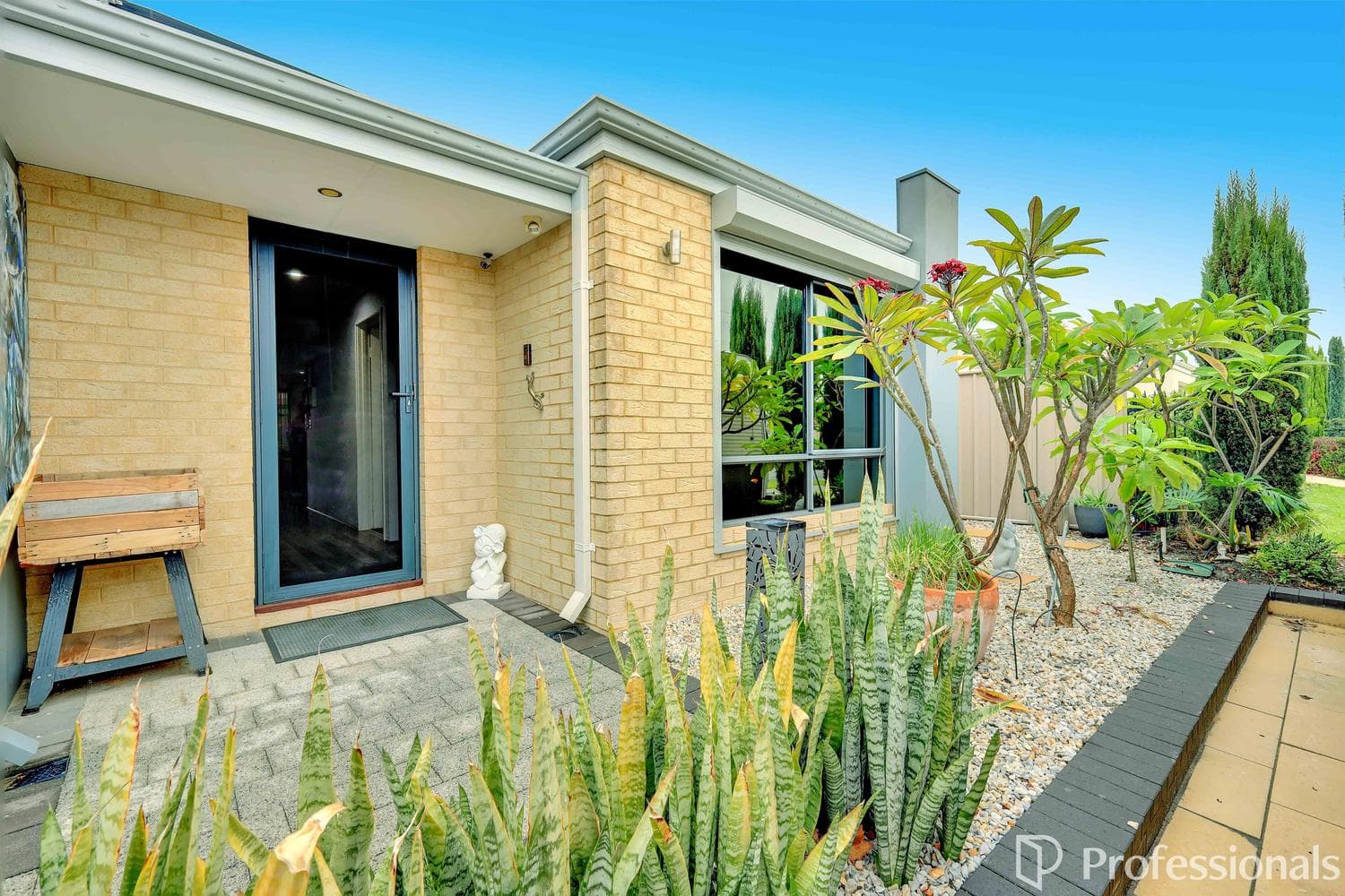 77 Murdoch Road, Thornlie WA 6108, Thornlie - Image 1