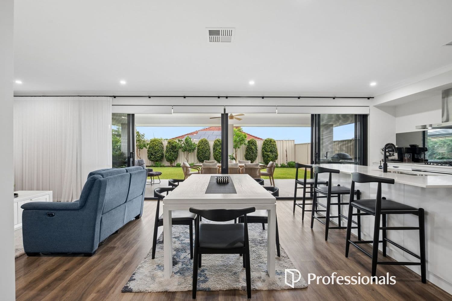 44 Carnegie Parade, Success WA 6164, Success - Image 1