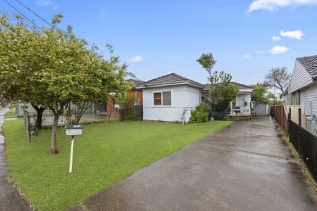 124 Fairfield Road, Guildford - Image 1