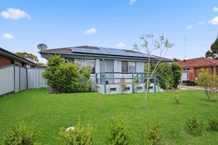 26 Cameo Crescent, St Clair - Image 1