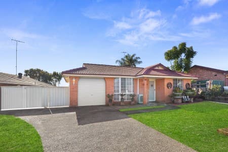 4 Trout Place, St Clair - Image 1