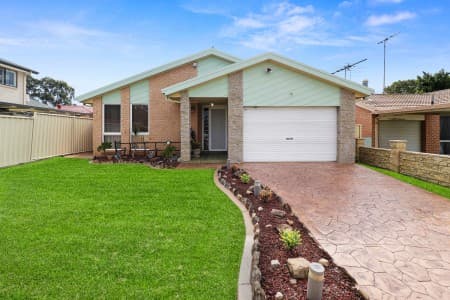 2 Kalindi Place, St Clair - Image 1