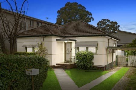 18 Cardigan Street, Guildford - Image 1