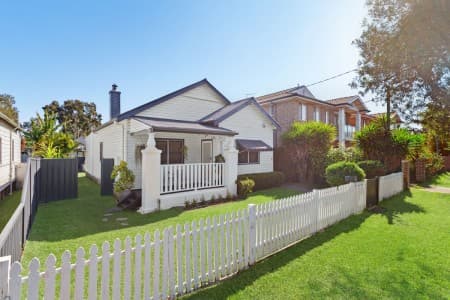 8 O'Neill Street, Granville - Image 1