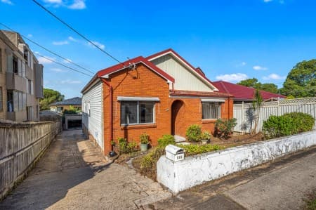 192 Park Road, Auburn - Image 1