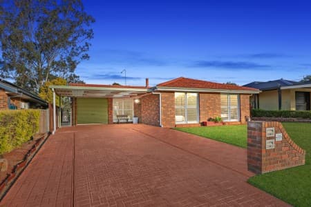 18 Lexington Avenue, St Clair - Image 1